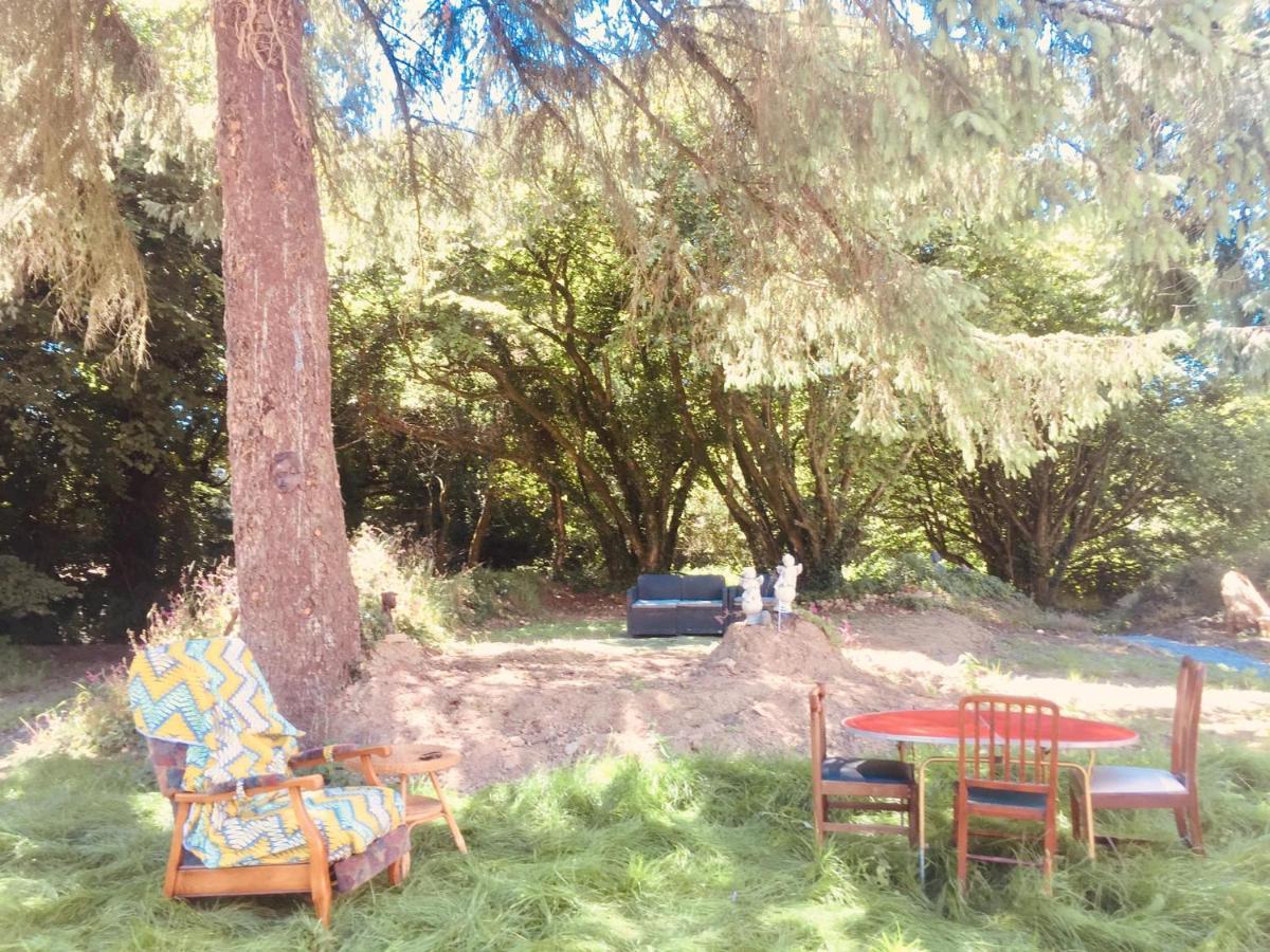 Manoir Le Rest Hotel Lanrivain Luaran gambar